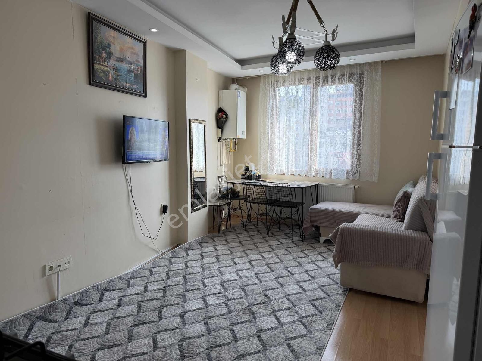 Mecidiyeköy Metro-büs 15 Dk Eşyalı 2+1 Ara Kat Kiralık Daire