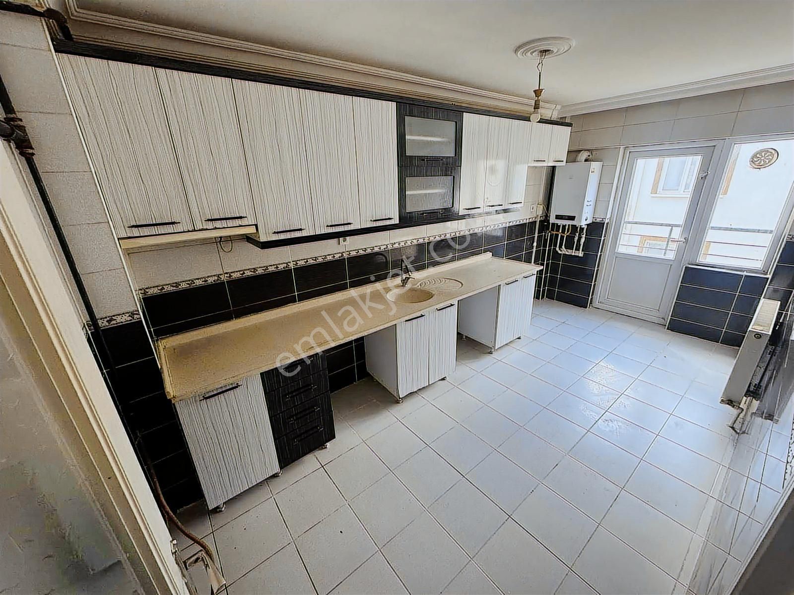 Lider'den Uçaklı Park Mevki Asansörlü Masrafsız 3. Kat Ön Cephe - Görsel 8