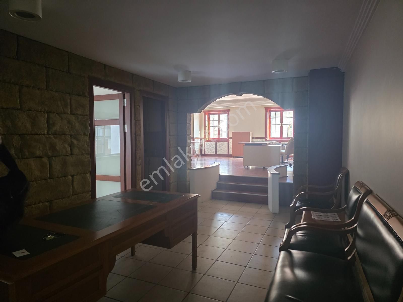 İstiklal Caddesi Halep Pasajında Kiralık Dubleks Ofis - Görsel 4