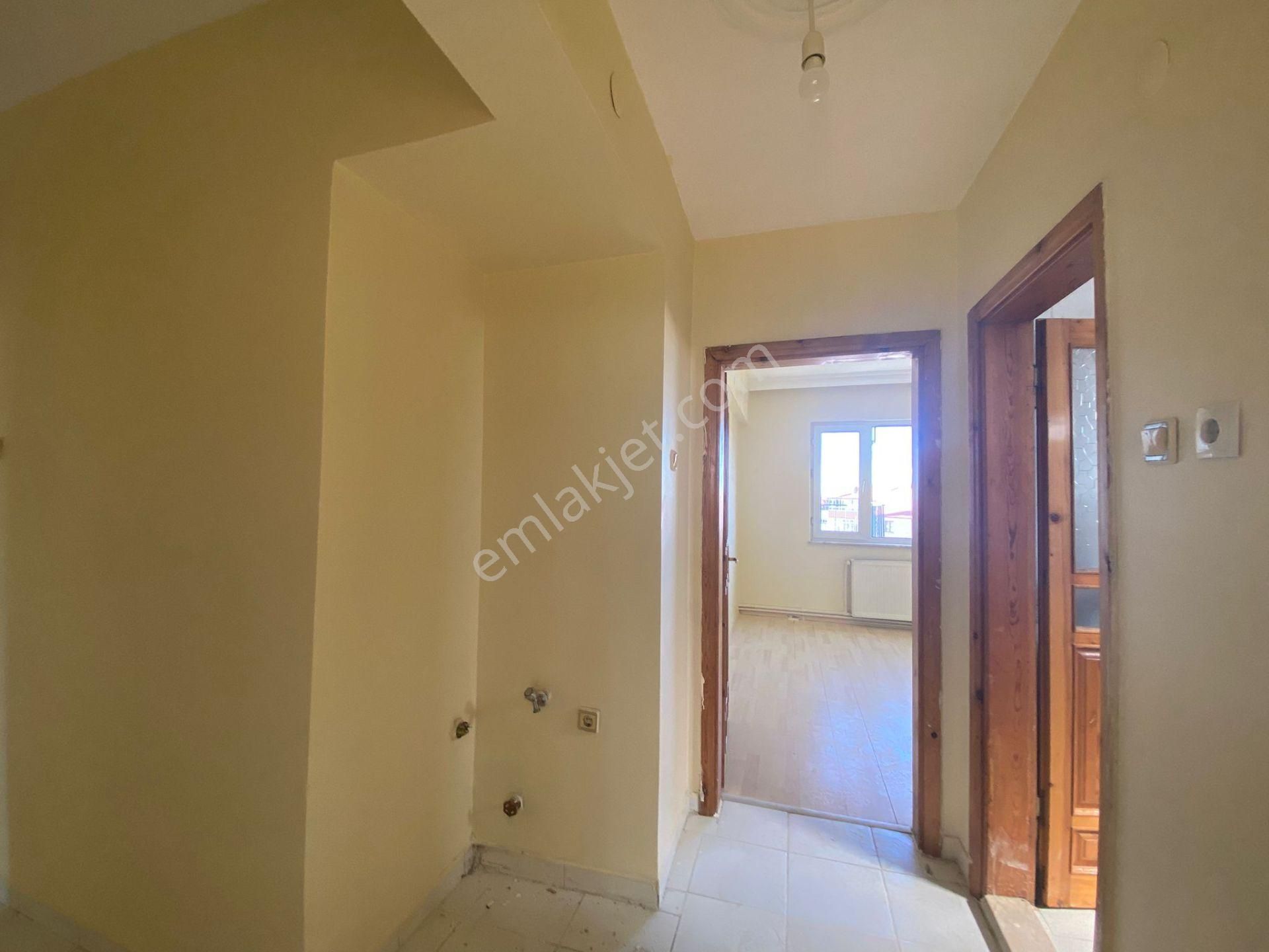 Trabzon'da Kiralık 3+1 Daire - Görsel 12