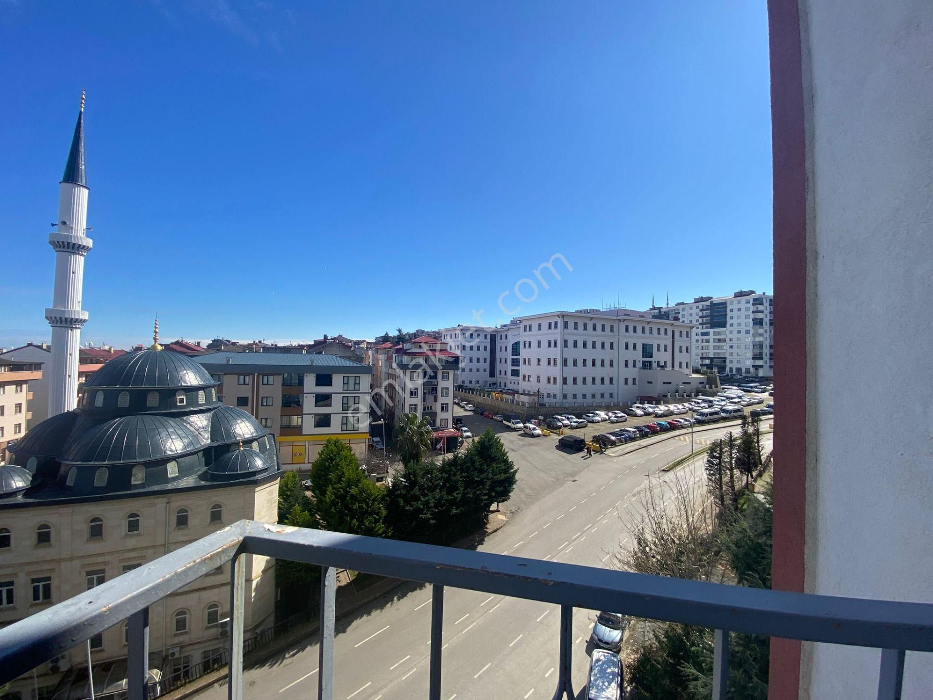 Trabzon'da Kiralık 3+1 Daire - Görsel 19