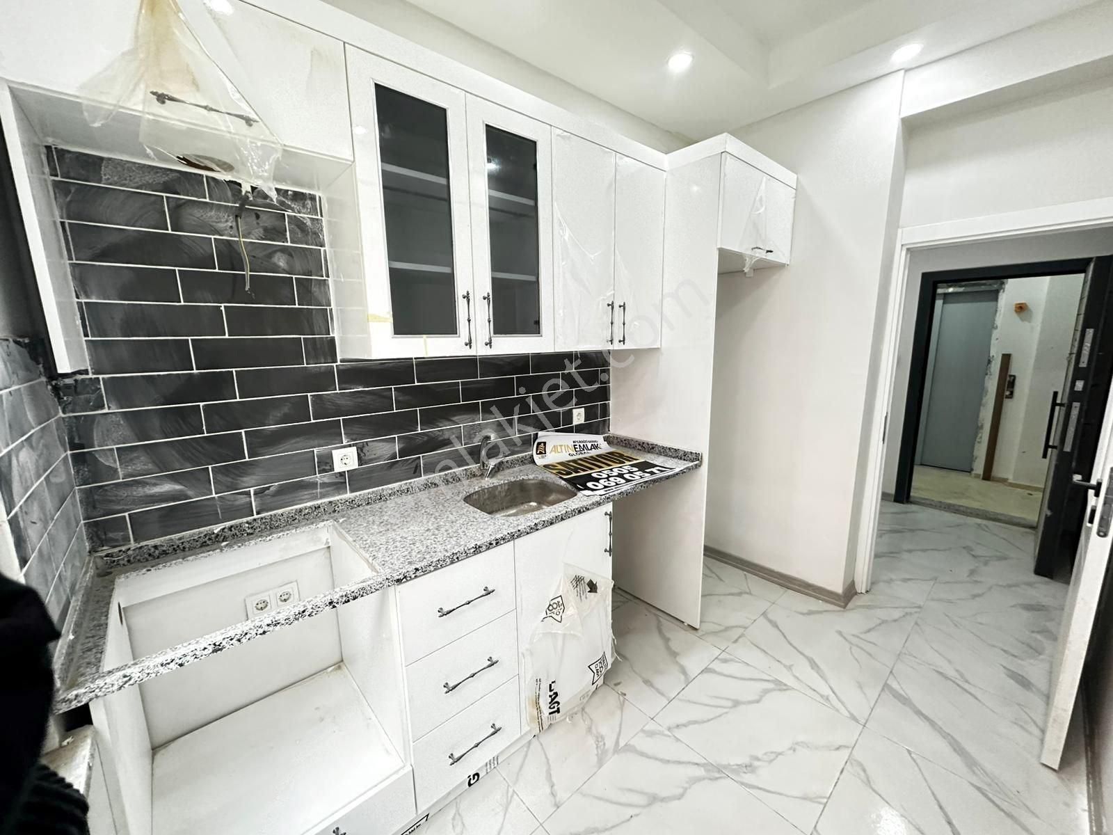 Beylikdüzü Yakuplu Mahallesi Satılık Sıfır Bahçe Kat Daire - Görsel 26