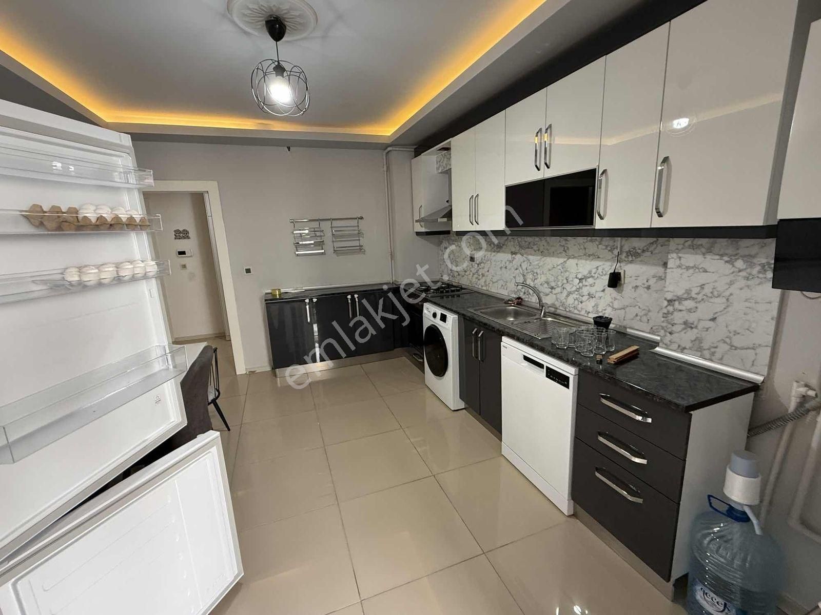 Karapürçek Merkezi K0numda Yeni Binada Full Yapılı 3+1 Daire - Görsel 6