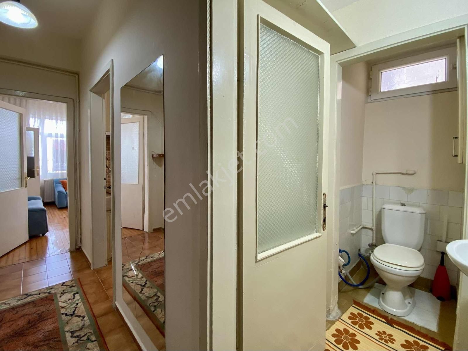 Merkezi Konumda Yüksek Giriş 2+1 Eşyalı Daire - Görsel 9