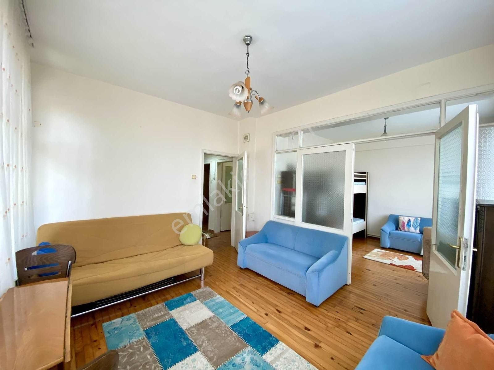 Merkezi Konumda Yüksek Giriş 2+1 Eşyalı Daire - Görsel 31