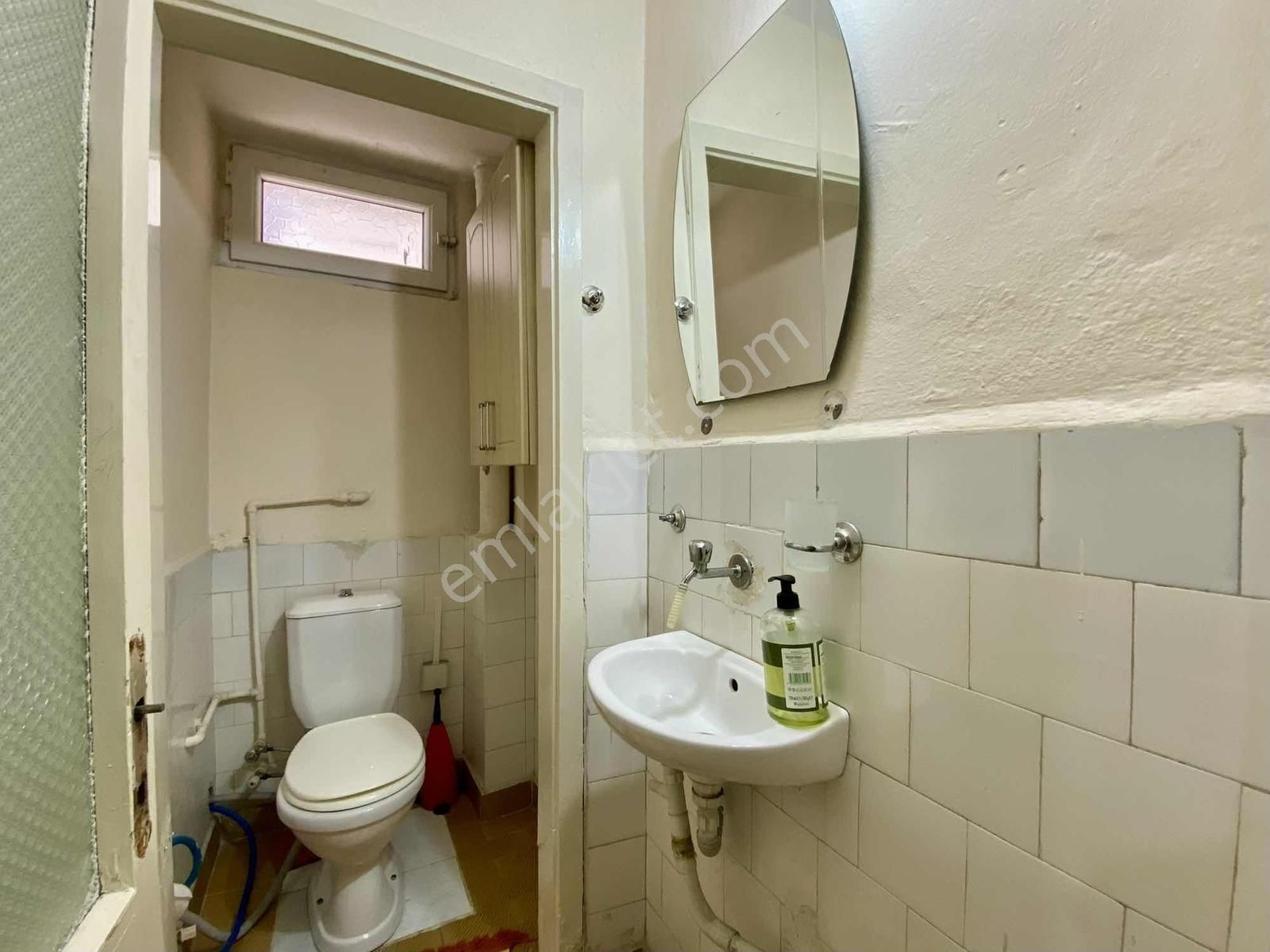 Merkezi Konumda Yüksek Giriş 2+1 Eşyalı Daire - Görsel 25