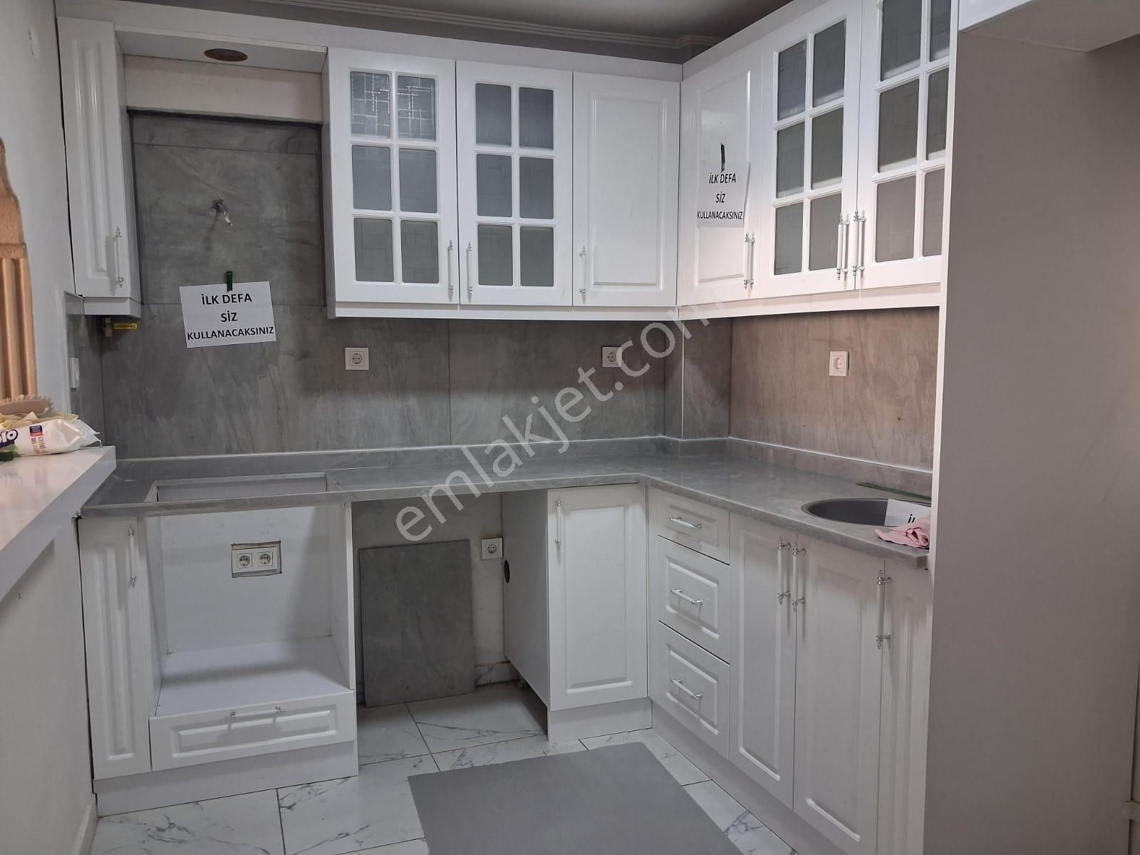 Güzelyalıda 34 Sokak Da Ful Yapılı 3 Cü Kat Doğal Gazlı - Görsel 8