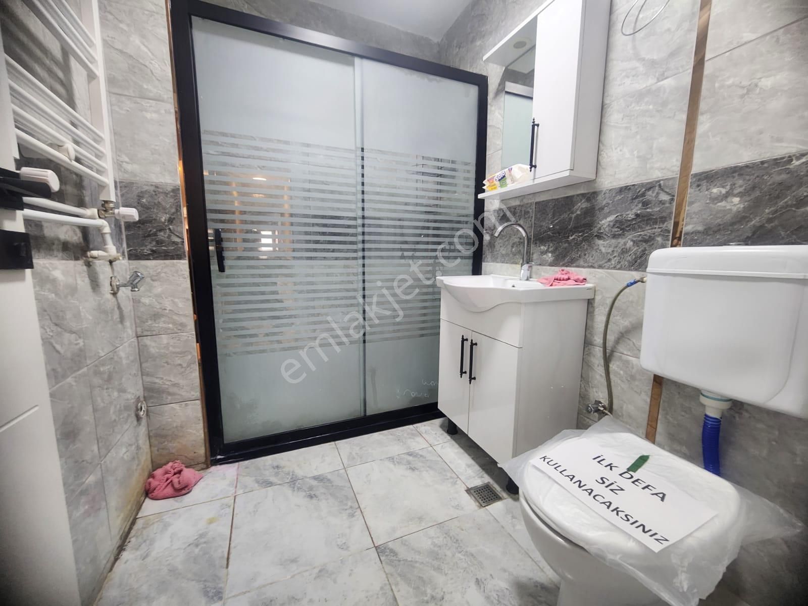 Güzelyalıda 34 Sokak Da Ful Yapılı 3 Cü Kat Doğal Gazlı - Görsel 19