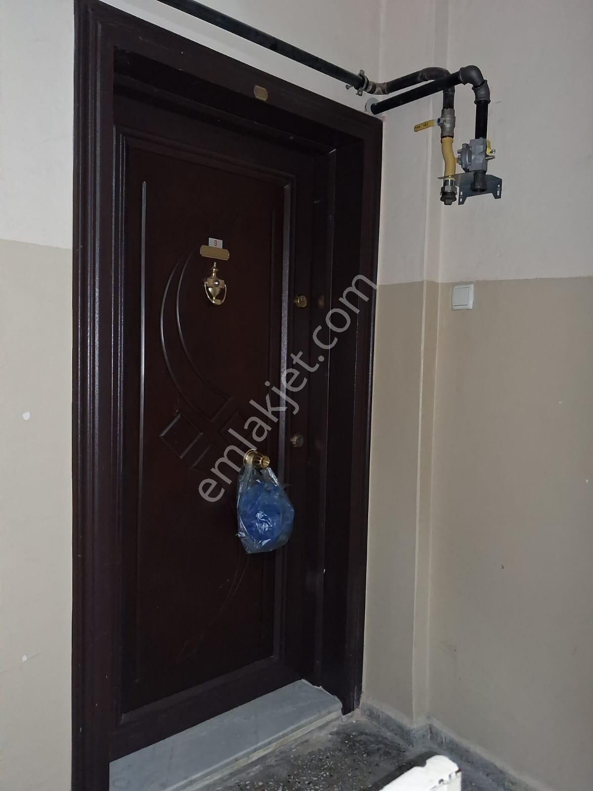 Güzelyalıda 34 Sokak Da Ful Yapılı 3 Cü Kat Doğal Gazlı - Görsel 5