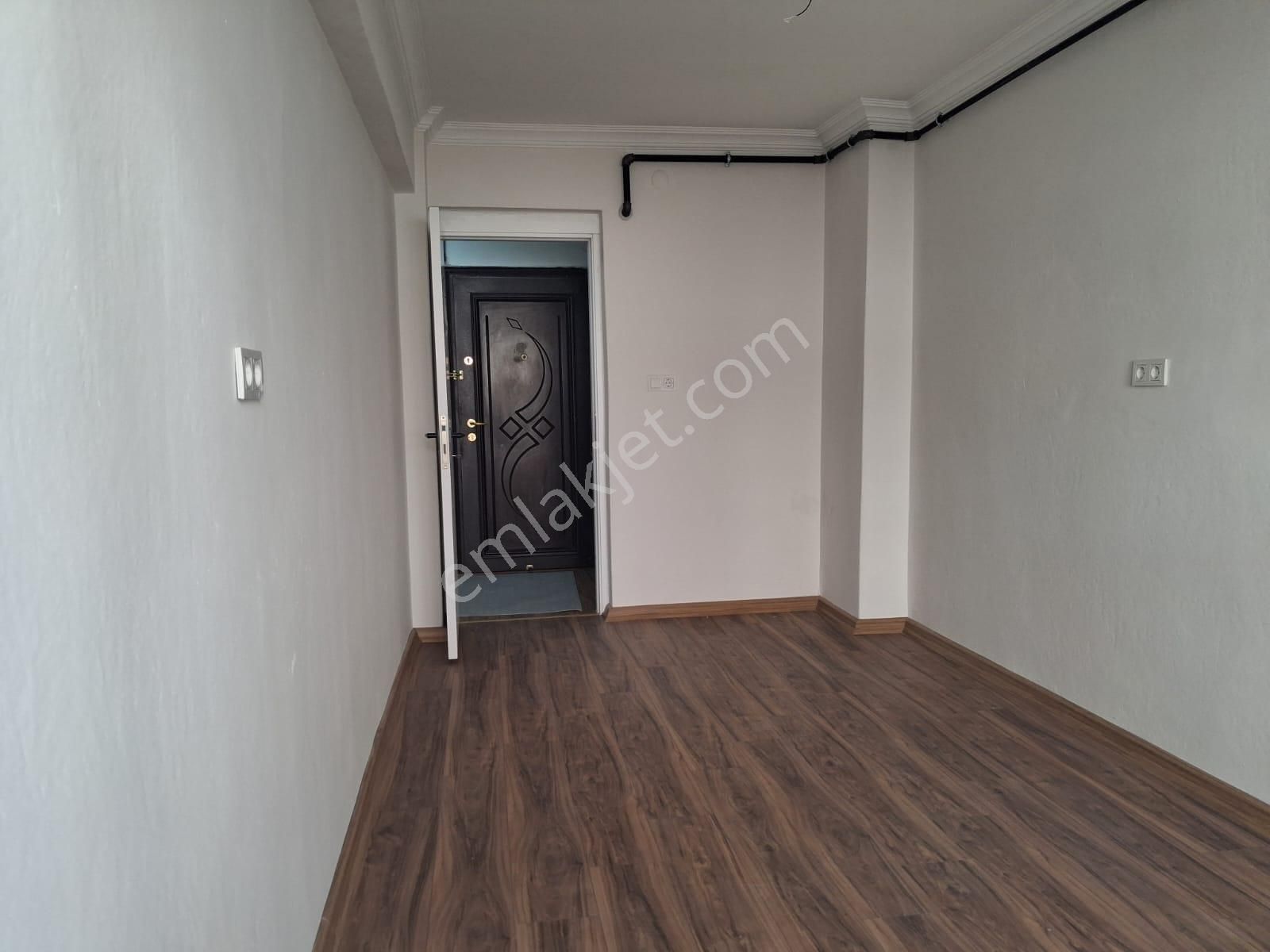 Güzelyalıda 34 Sokak Da Ful Yapılı 3 Cü Kat Doğal Gazlı - Görsel 23