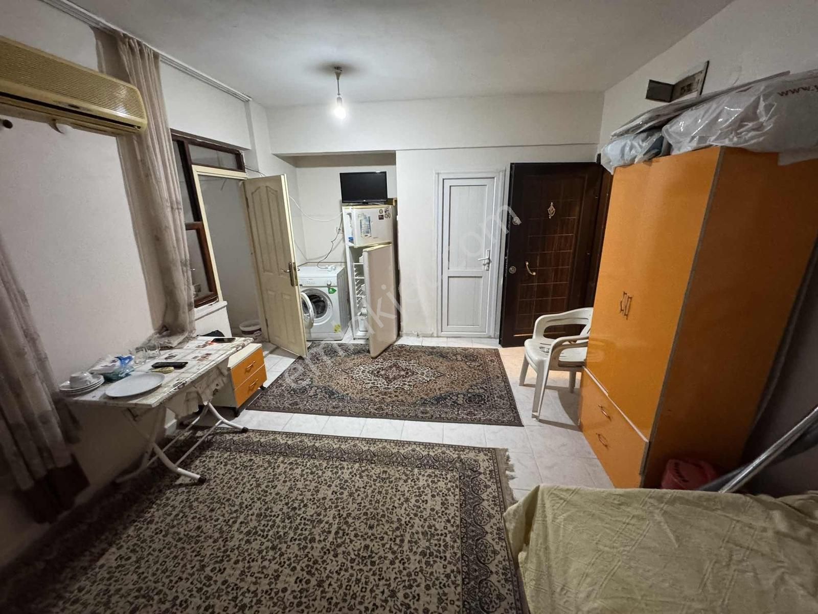 A K Mutldan Kültürde 112 Acil Öğretmenevi Arkası 1+0 Eşayalı Ev - Görsel 2