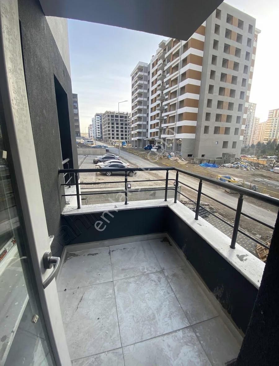 Talas'ın En Uygun Sıfır Satılık 2.5+1 Köşe Dairesi - Görsel 3