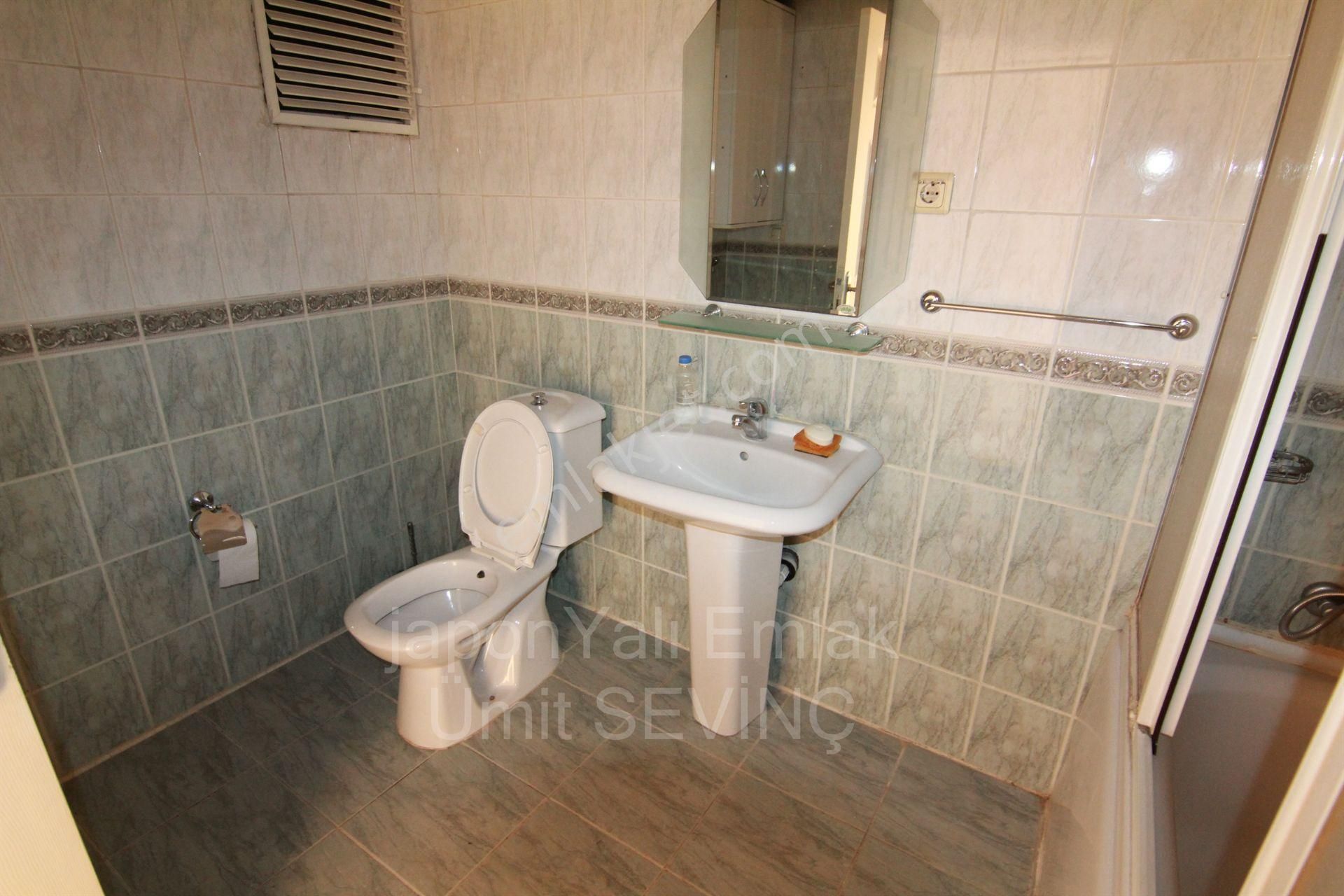 Üçkuyular İkiztepe Sitesinde Kiralık 3 Cephe 150 M2 3+1 Deniz Manzaralı - Görsel 23