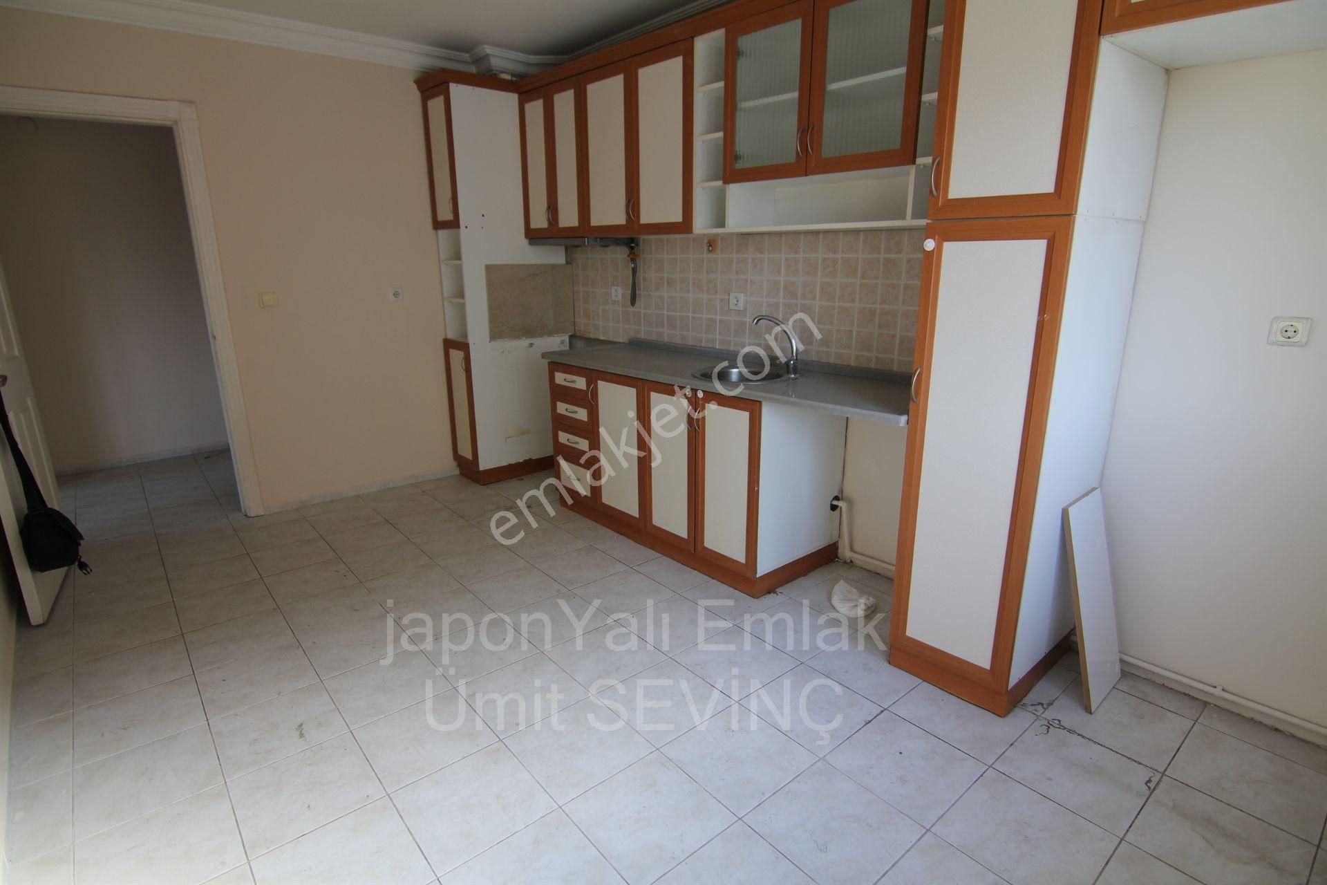 Üçkuyular İkiztepe Sitesinde Kiralık 3 Cephe 150 M2 3+1 Deniz Manzaralı - Görsel 11