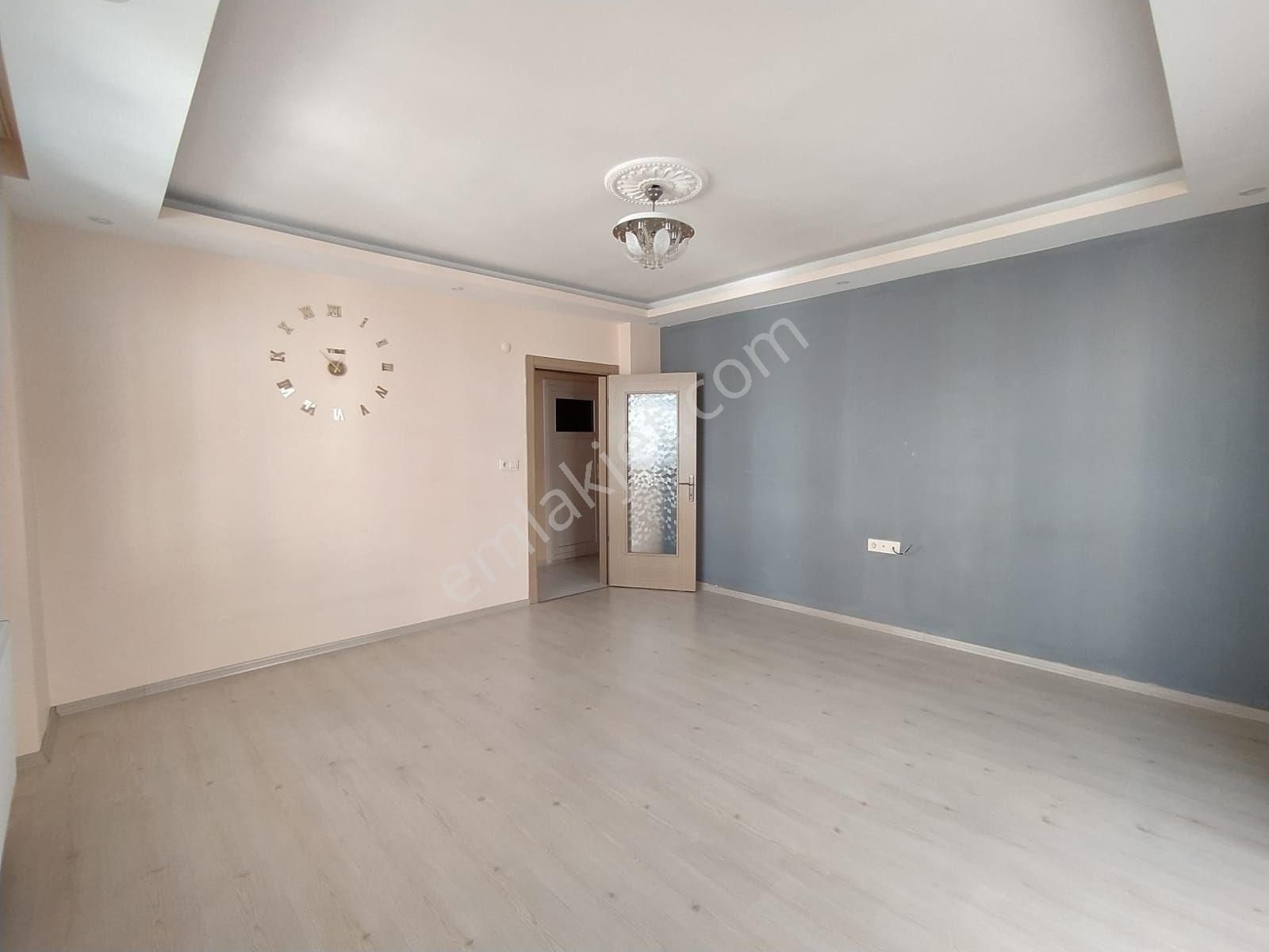 Kaymakamlık Arkası 2+1 Çok Geniş Asansörlü Satılık Daire - Görsel 2