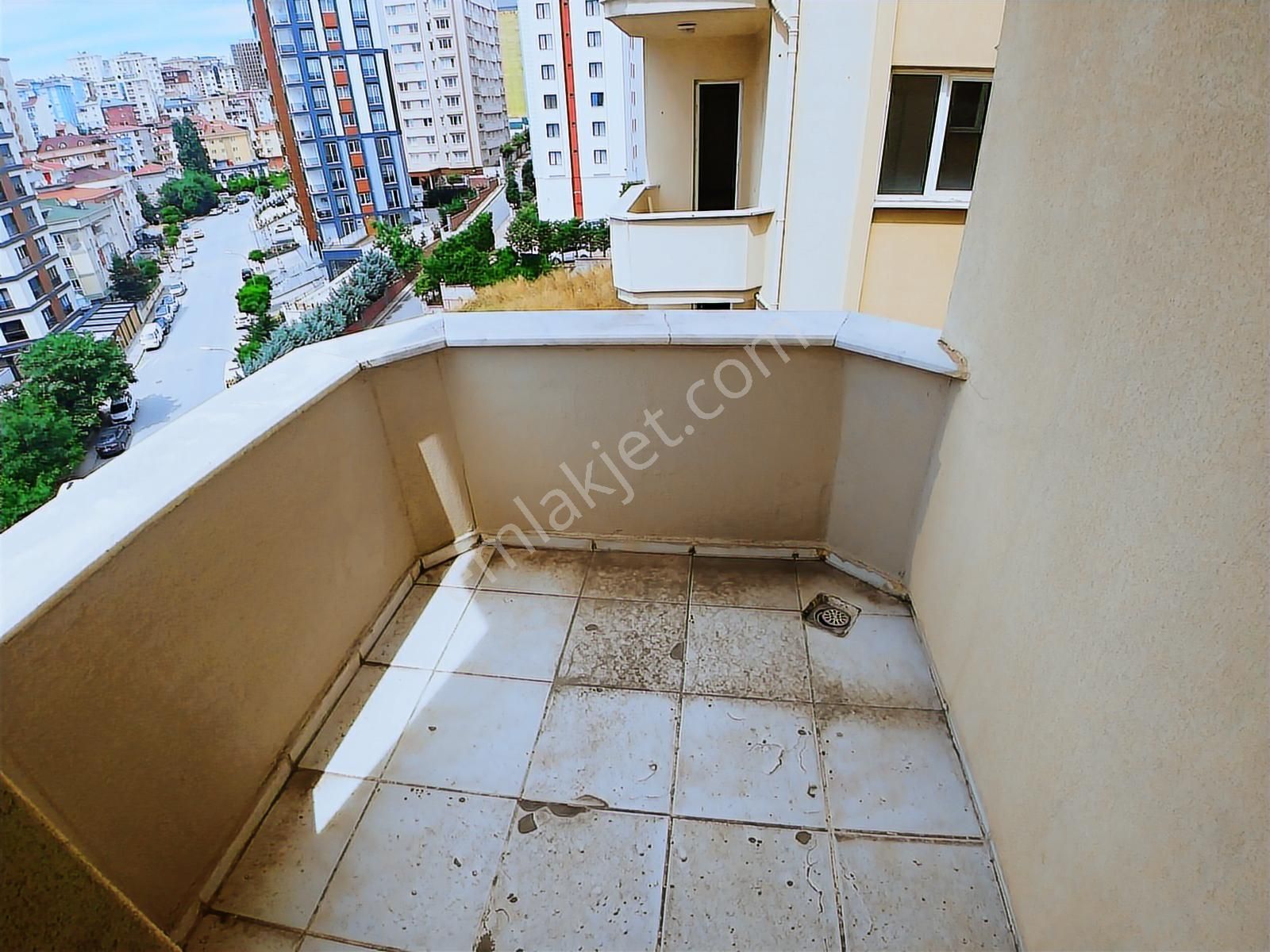 Adress Life Olgun'dan Elalmış Cad. Berrak Sitesinde - Görsel 26
