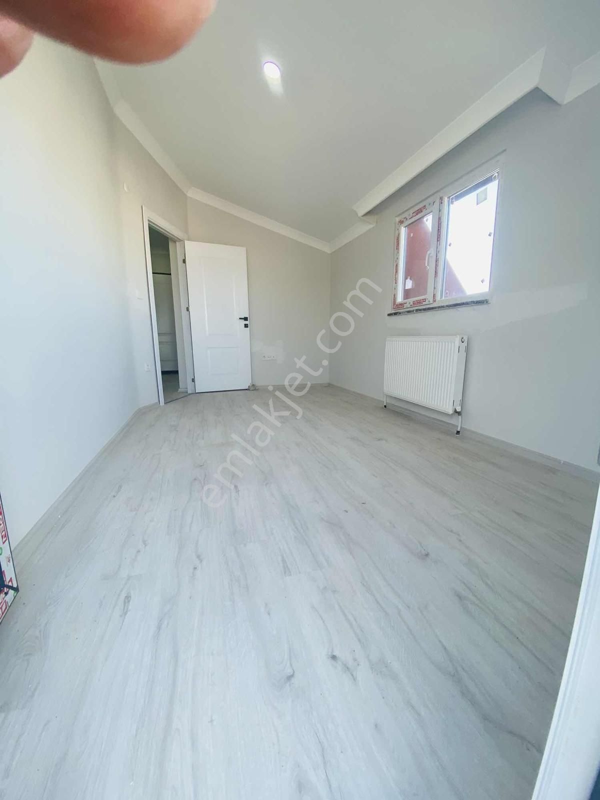 Mimarsinan Mah.cadde Üzerinde Kiralık 4+1 Üst Dublexs Daire - Görsel 5