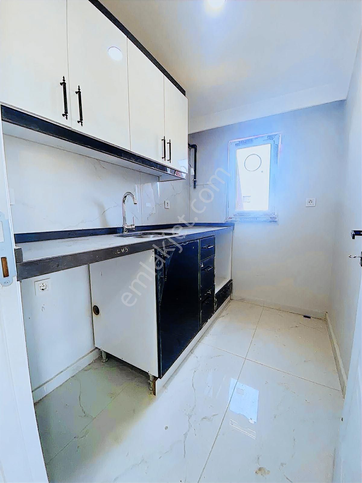 Mimarsinan Mah.cadde Üzerinde Kiralık 4+1 Üst Dublexs Daire - Görsel 33