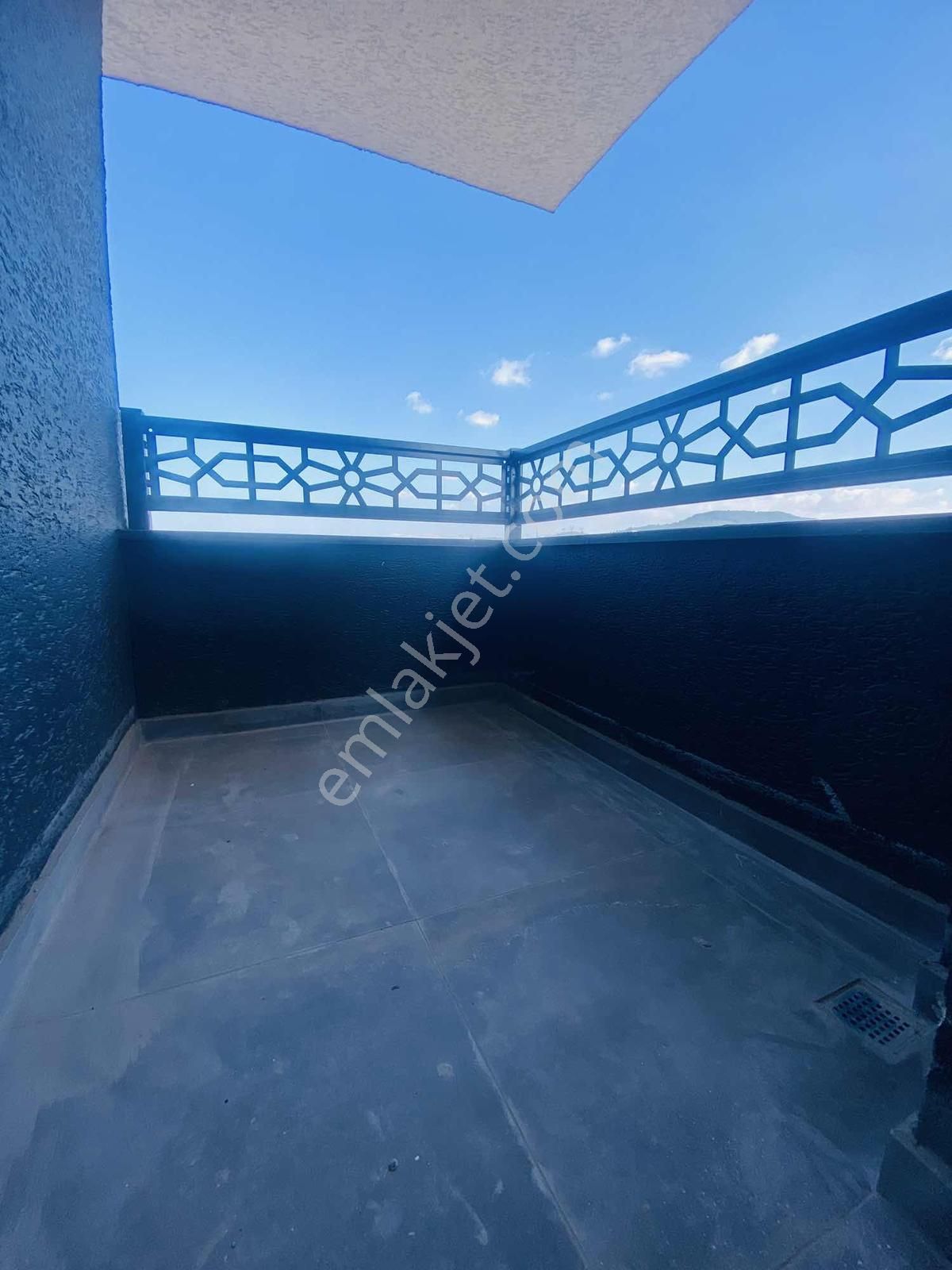 Mimarsinan Mah.cadde Üzerinde Kiralık 4+1 Üst Dublexs Daire - Görsel 11