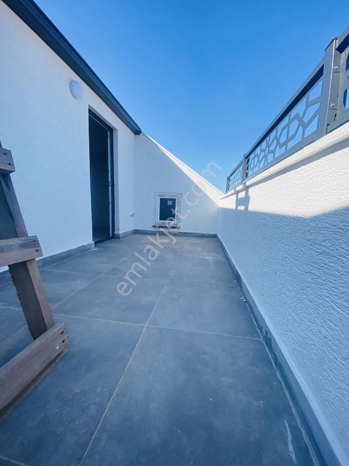 Mimarsinan Mah.cadde Üzerinde Kiralık 4+1 Üst Dublexs Daire - Görsel 25