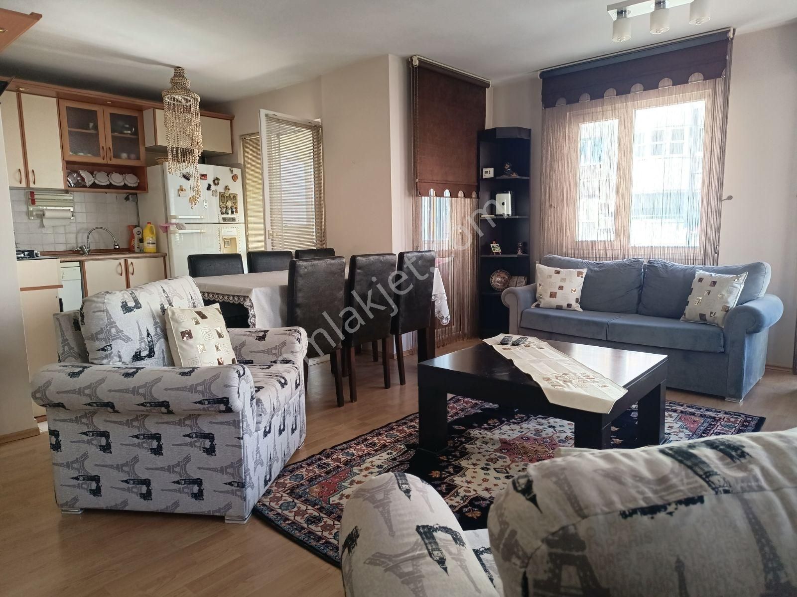 Buket Emlaktan Eşyalı Kiralık 2+1 Daire Ara Kat Doğalgazlı - Görsel 3