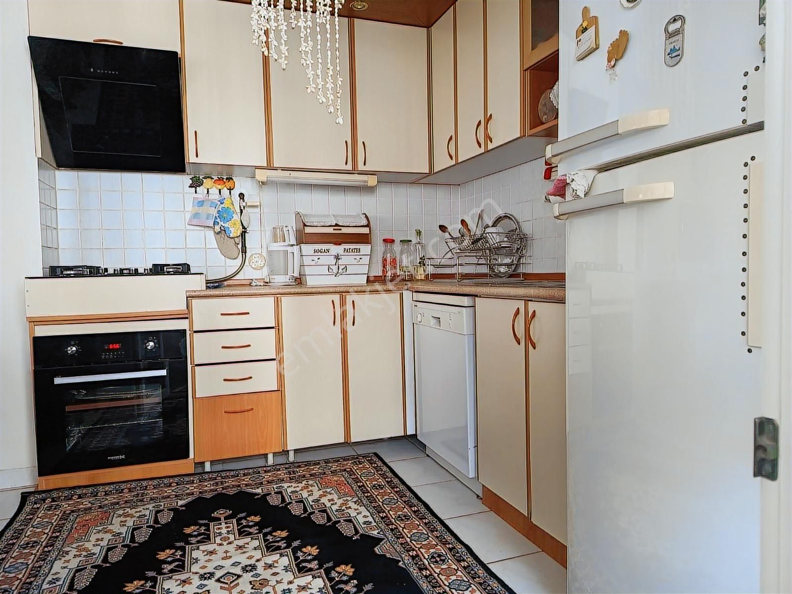 Buket Emlaktan Eşyalı Kiralık 2+1 Daire Ara Kat Doğalgazlı - Görsel 26