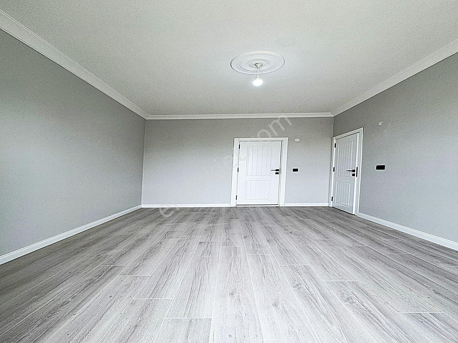 Silivri Selimpaşada Merkeze Ve Denize Yürüyüme Mesafesinde 2+1 - Görsel 2