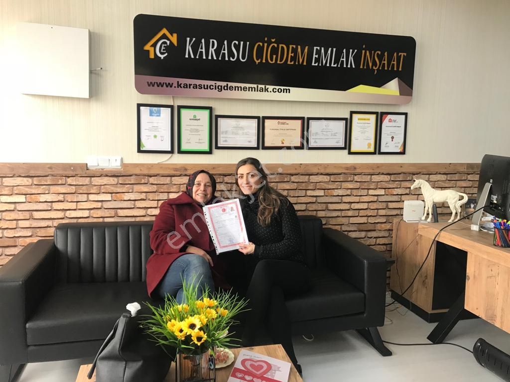 Karasu Çiğdem Emlaktan...3.kat 2+1 Sahil Merkezde Kiralık Daire - Görsel 34