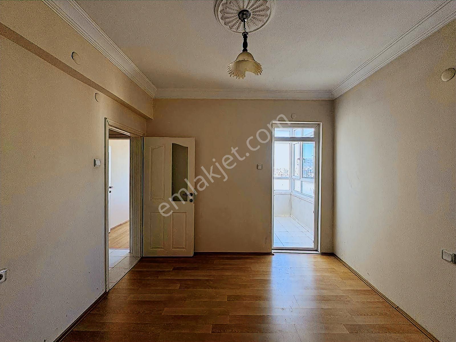 Barbaros Mahde Cadde Üstü 3 Cepheli Satılık Daire - Görsel 12