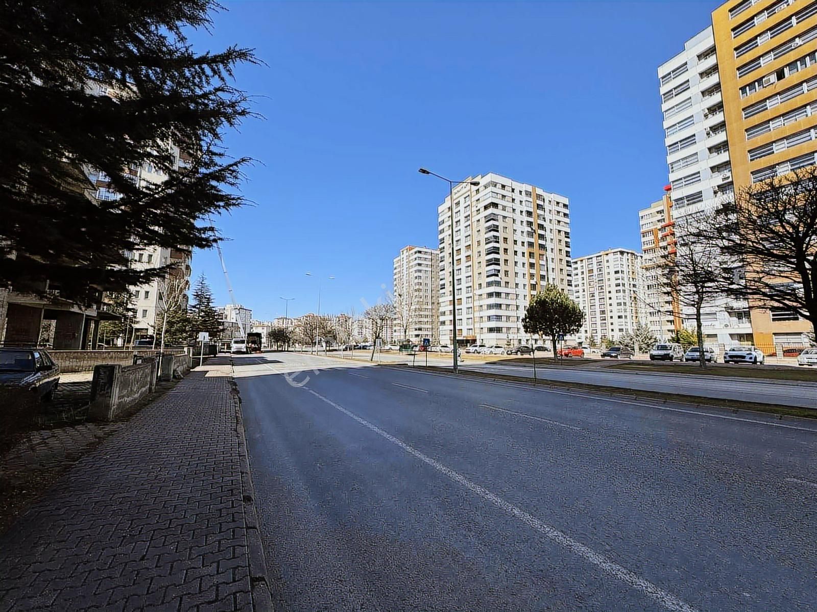 Barbaros Mahde Cadde Üstü 3 Cepheli Satılık Daire - Görsel 5