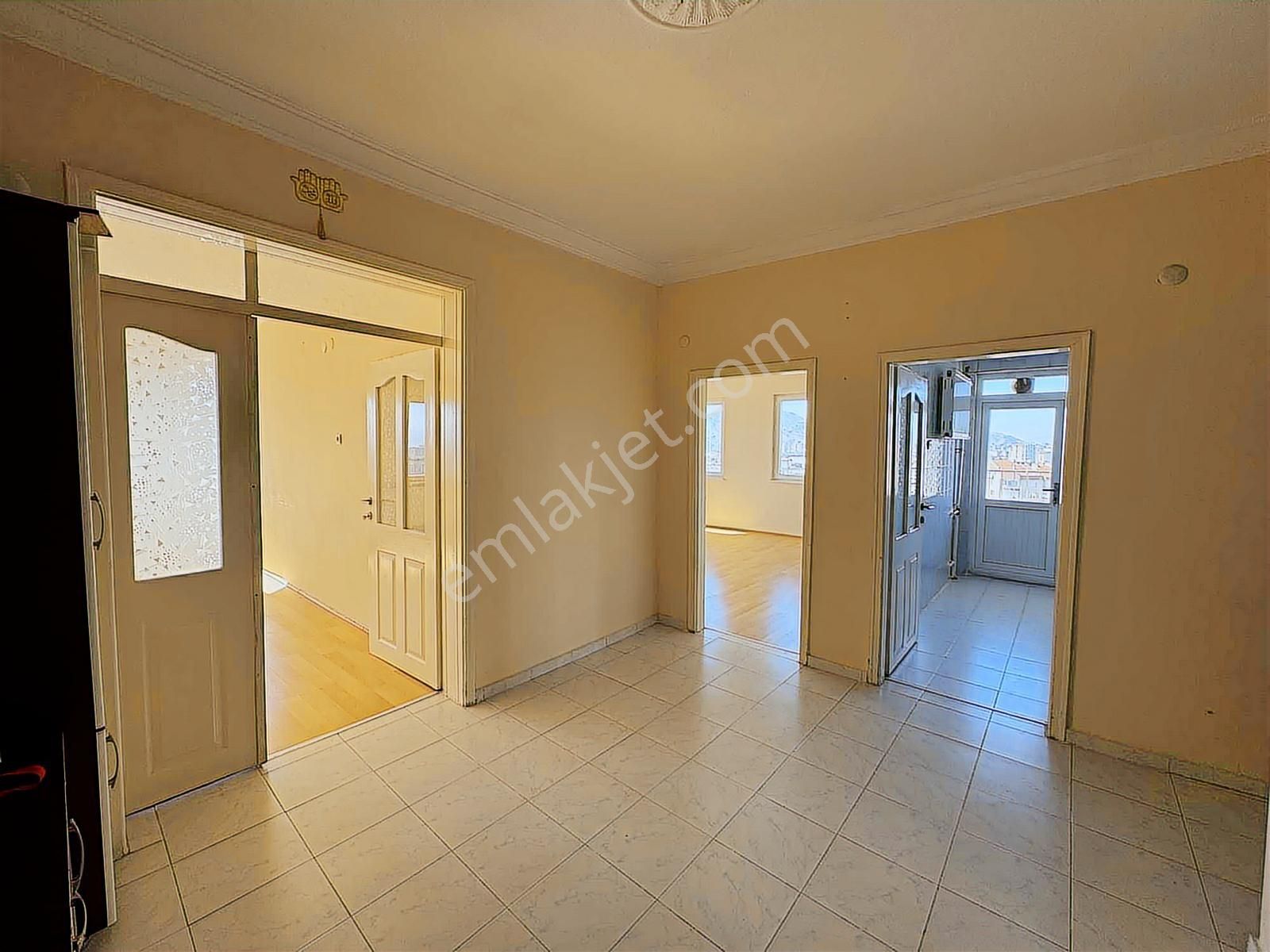 Barbaros Mahde Cadde Üstü 3 Cepheli Satılık Daire - Görsel 32