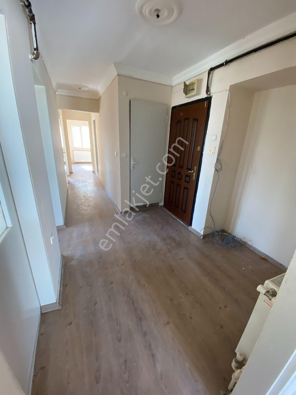 Buca Yıldız Mh.'de Sınav Koleji Yanı Otoparklı Satılık 3+1 Daire - Görsel 13