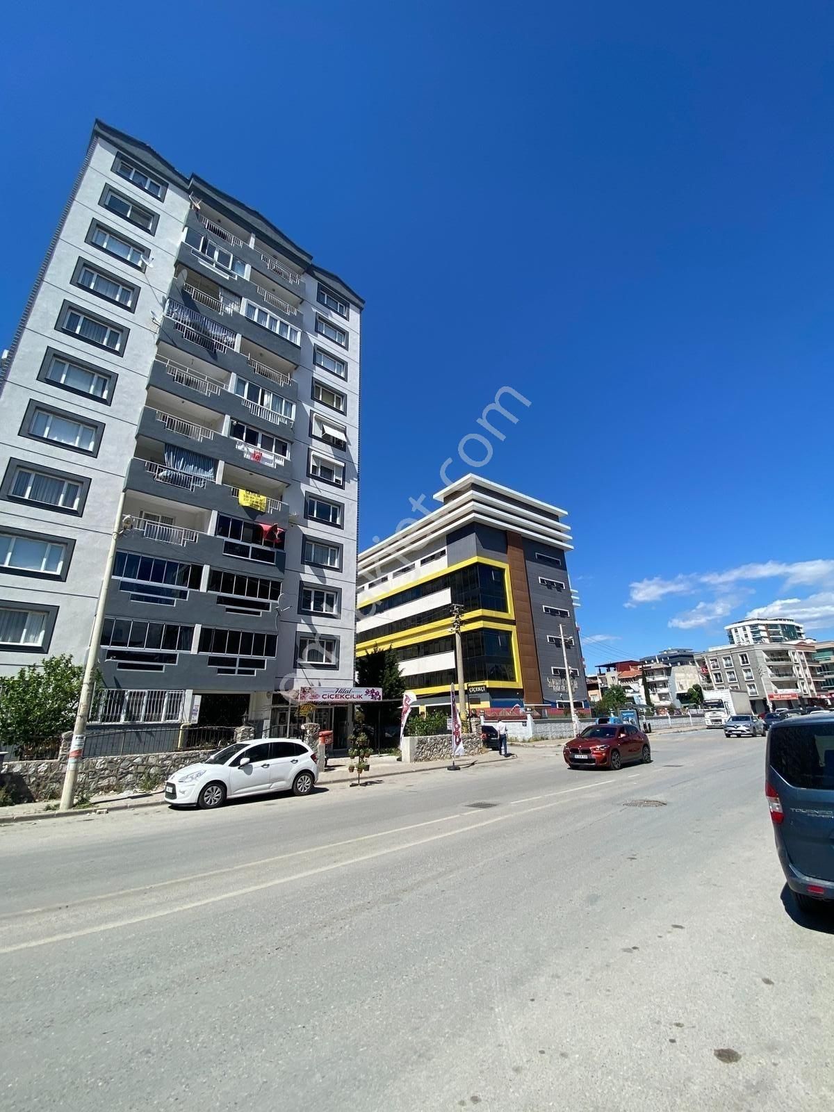 Buca Yıldız Mh.'de Sınav Koleji Yanı Otoparklı Satılık 3+1 Daire - Görsel 6