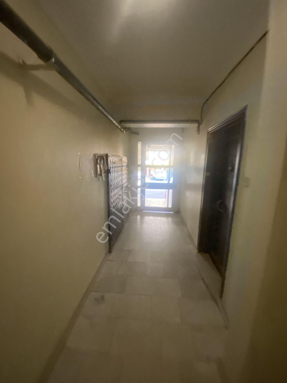 Buca Yabancı Diller Fakültesine 2-3 Dk. Mesafede 1+1 Full Eşyalı - Görsel 5