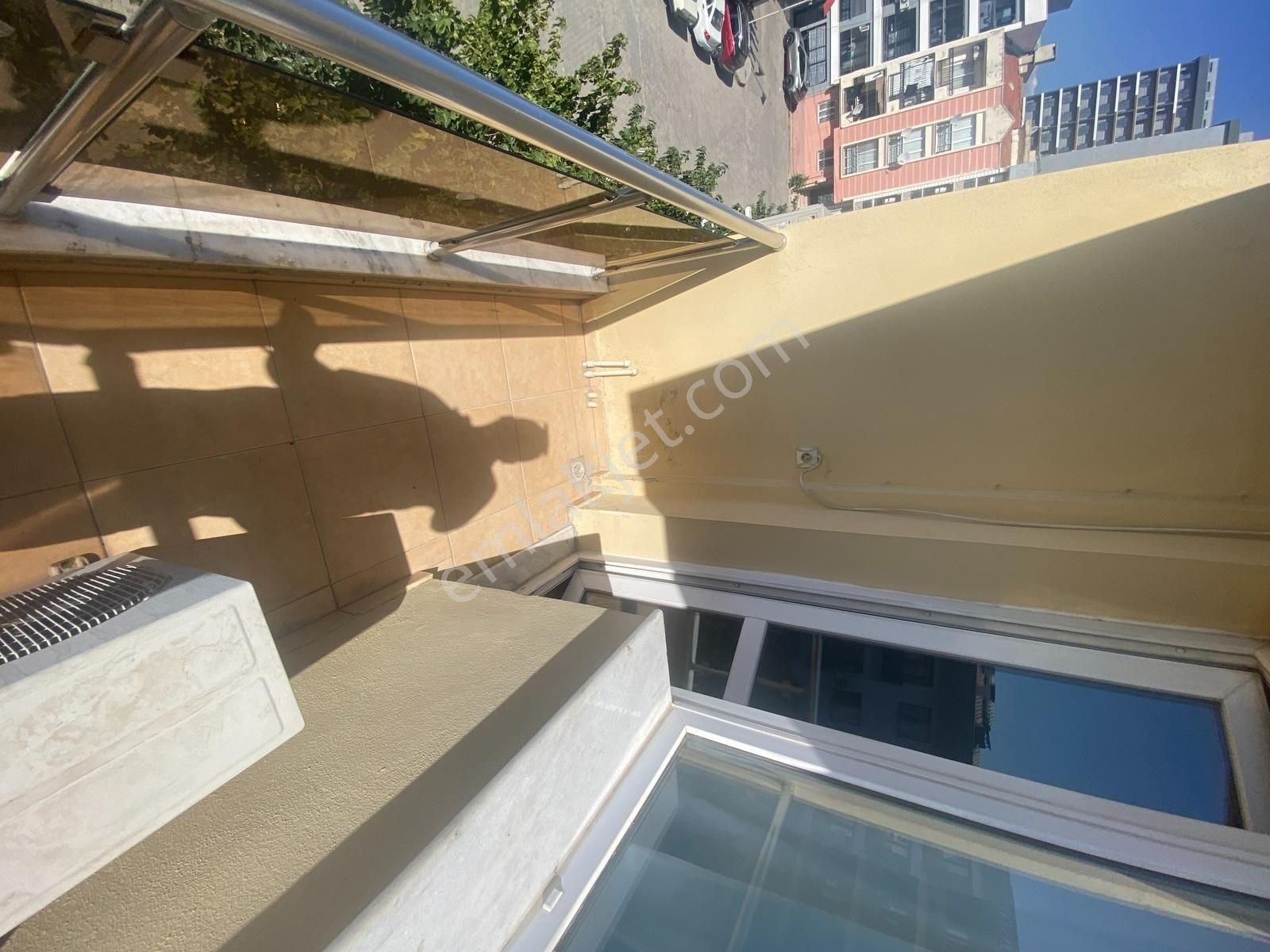 Buca Yabancı Diller Fakültesine 2-3 Dk. Mesafede 1+1 Full Eşyalı - Görsel 23