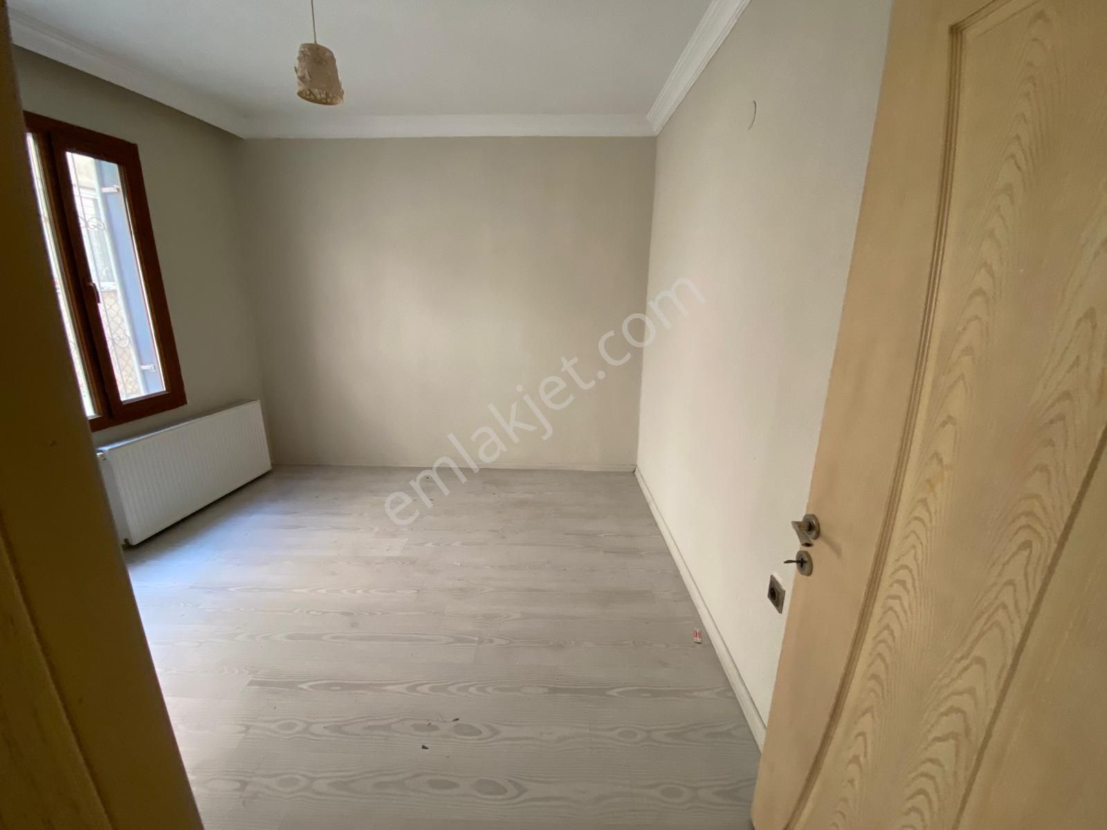 Buca Dicle Mah.de Yıkıkkemer Meydan Yakını 2+1 90m2 Dgazlı Bahçeli Kiralık Daire - Görsel 8