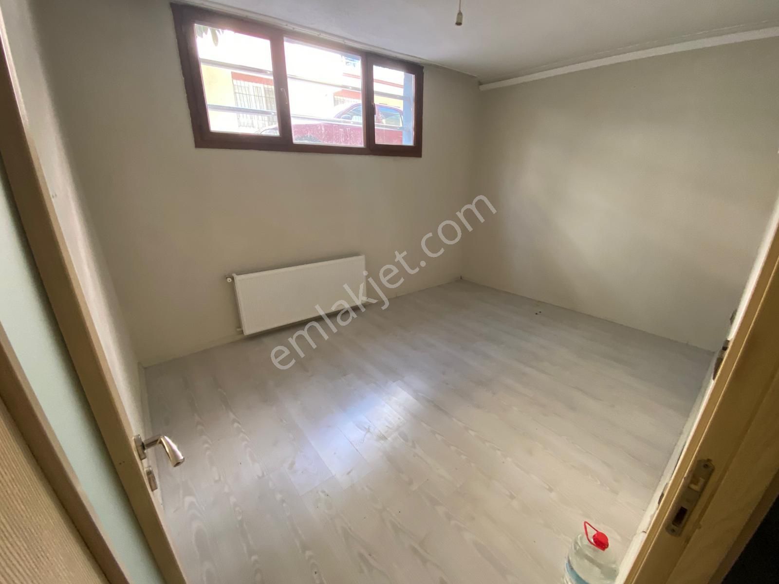 Buca Dicle Mah.de Yıkıkkemer Meydan Yakını 2+1 90m2 Dgazlı Bahçeli Kiralık Daire