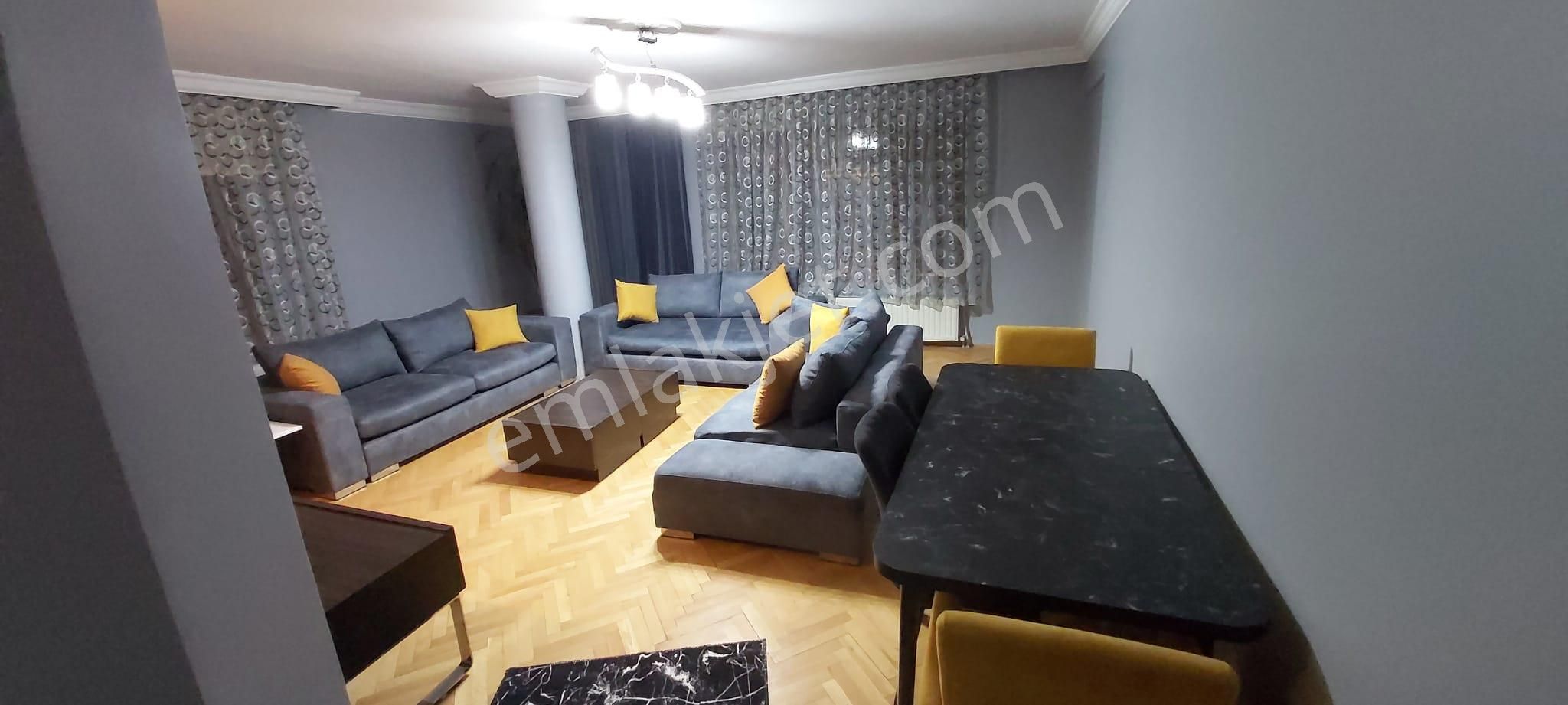 Aile Apartmanında Mütevazi Mobilyalı Masrafsız Daire - Görsel 3