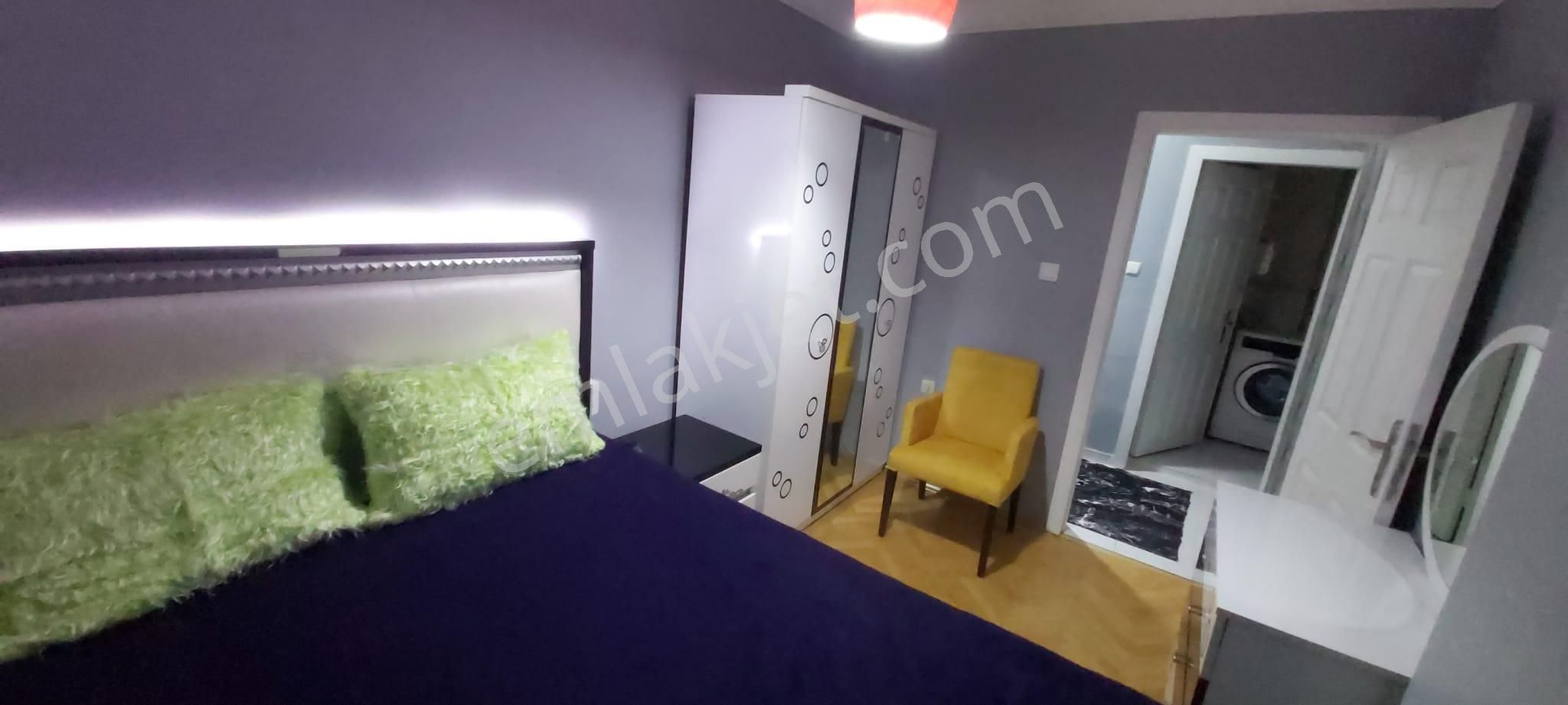 Aile Apartmanında Mütevazi Mobilyalı Masrafsız Daire - Görsel 22