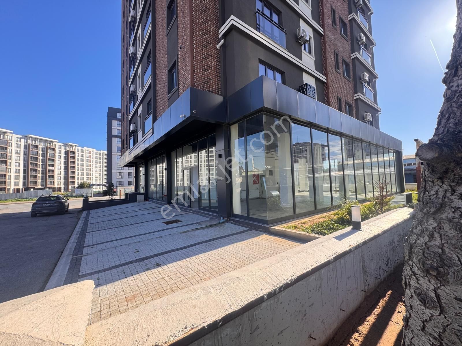 Sahibinden-full Cam Cepheli Köşe Konum Dükkan/ofis/işyeri