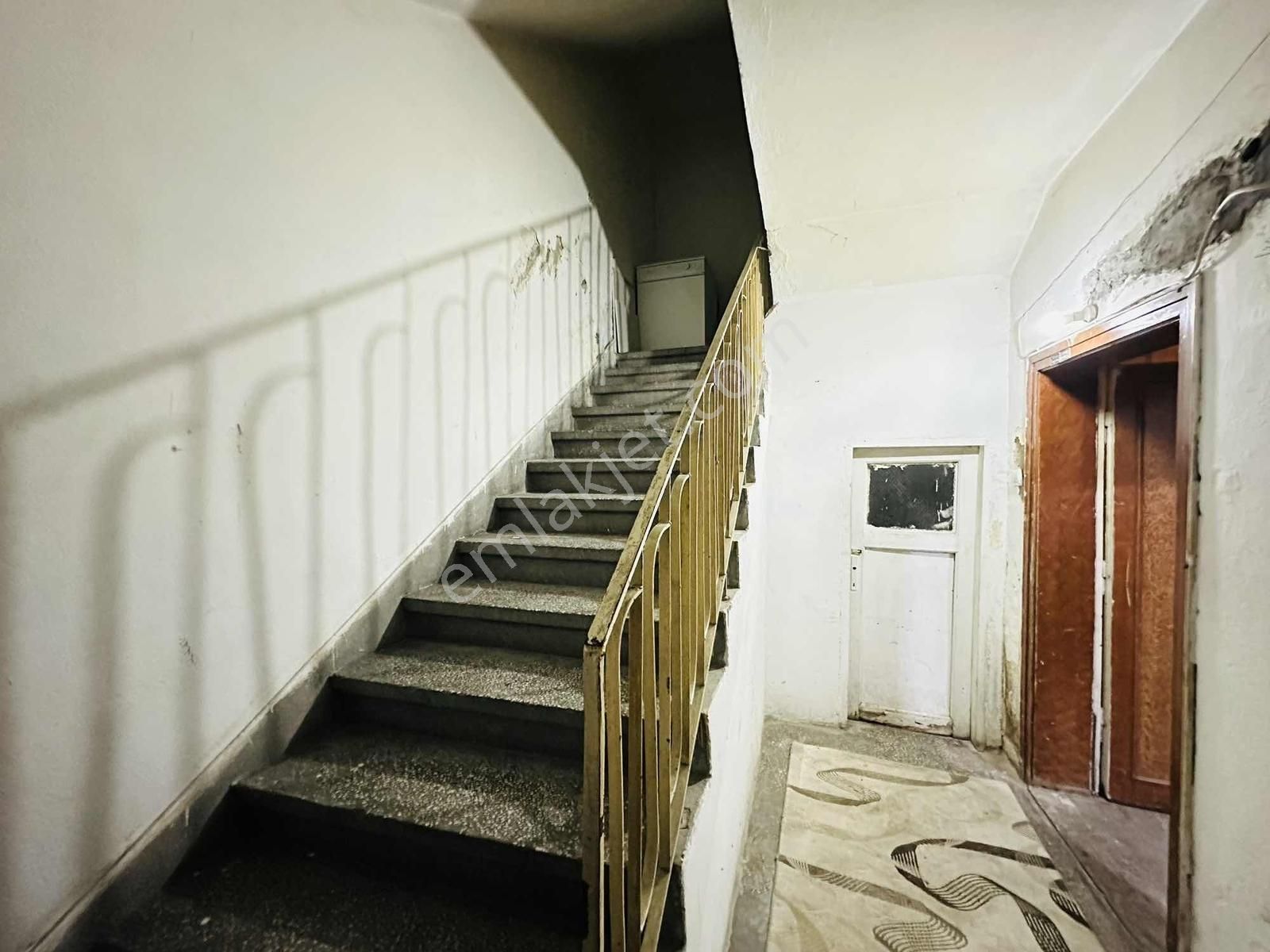 Fevzi Çakmak'ta Satılık// Yatırımlık Kiracılı 2+1 Bodrum Daire!! - Görsel 8