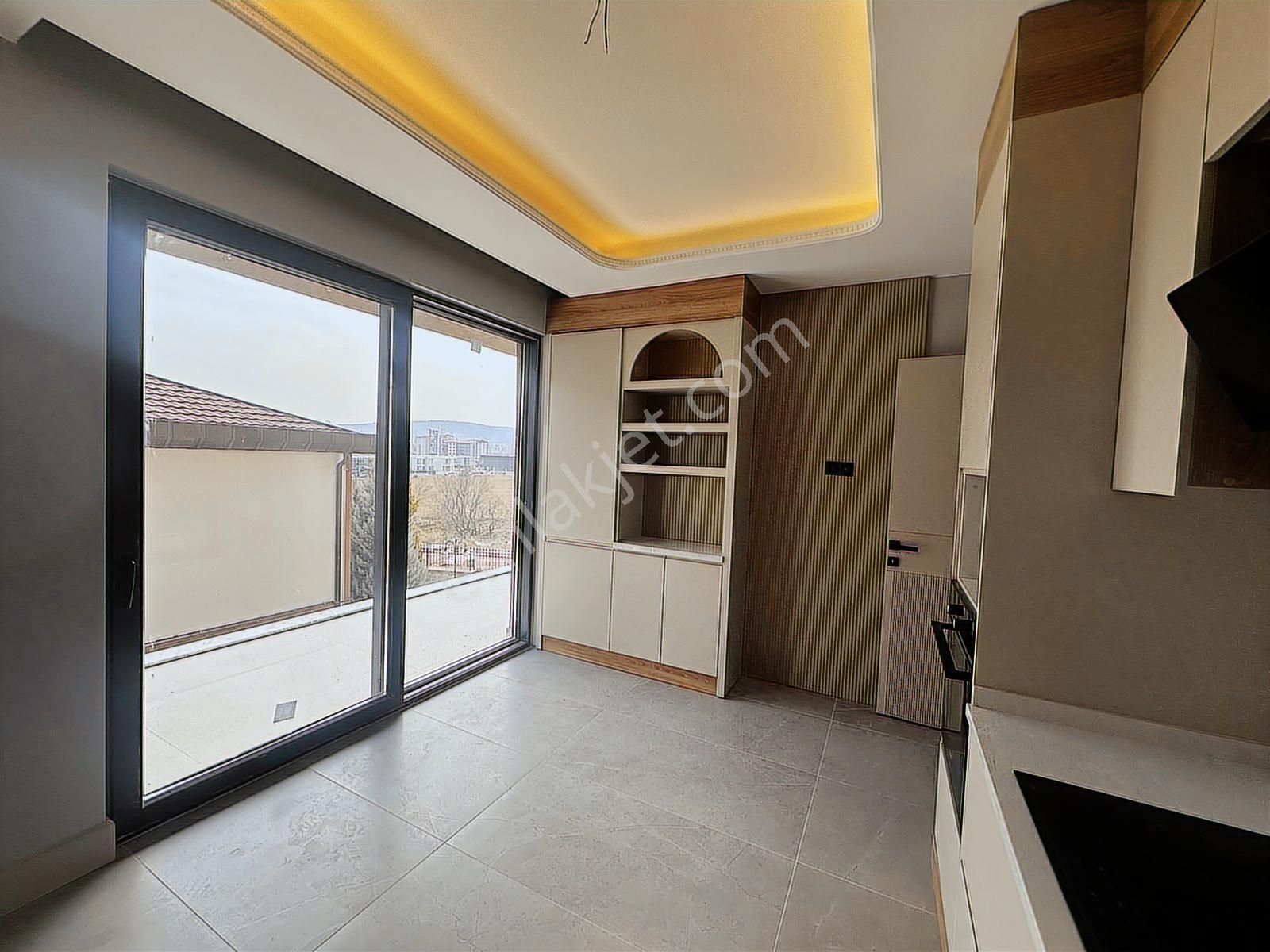 Teamwork Gyd Katta Tek Hobi Bahçeli Yerden Isıtmalı 4+1 Daire - Görsel 27