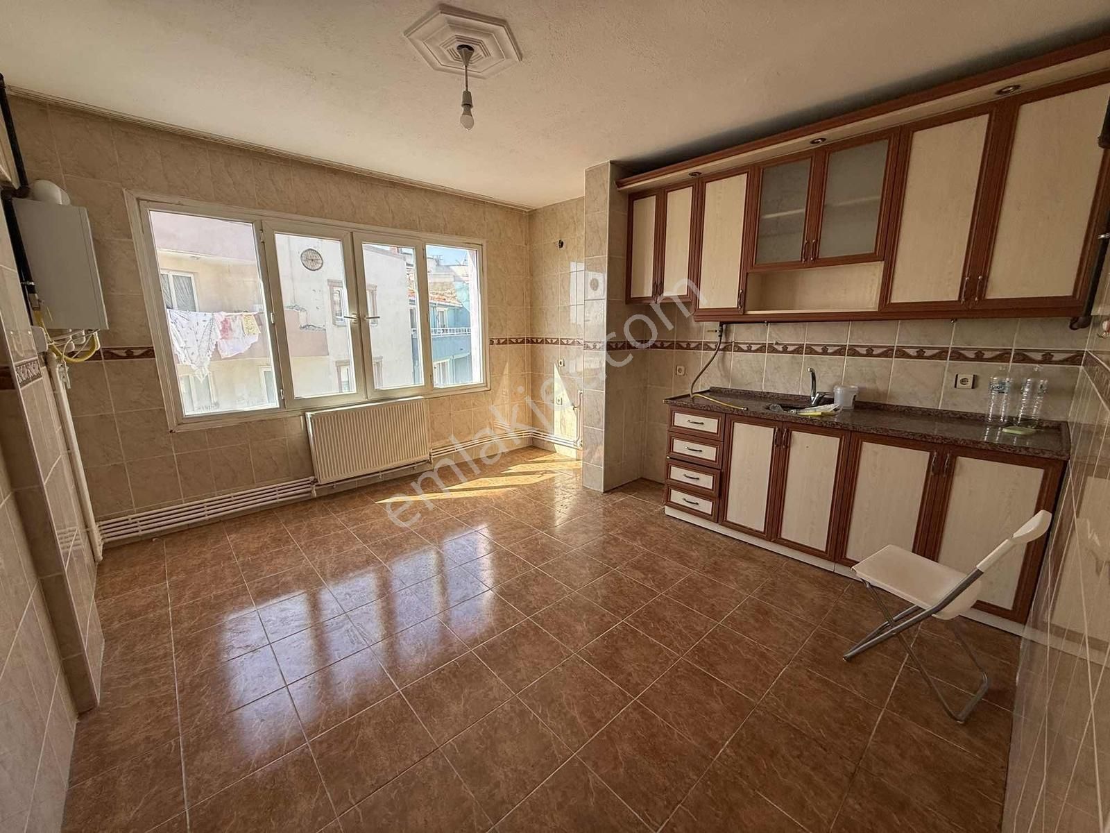 Özmert Ten 3+1 Köşe Bina 140 M2 Aydınlık Ferah Kiralık Daire - Görsel 24