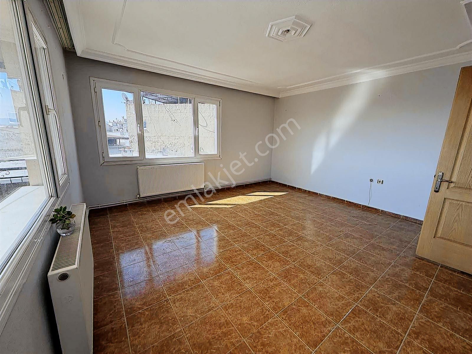 Özmert Ten 3+1 Köşe Bina 140 M2 Aydınlık Ferah Kiralık Daire - Görsel 2