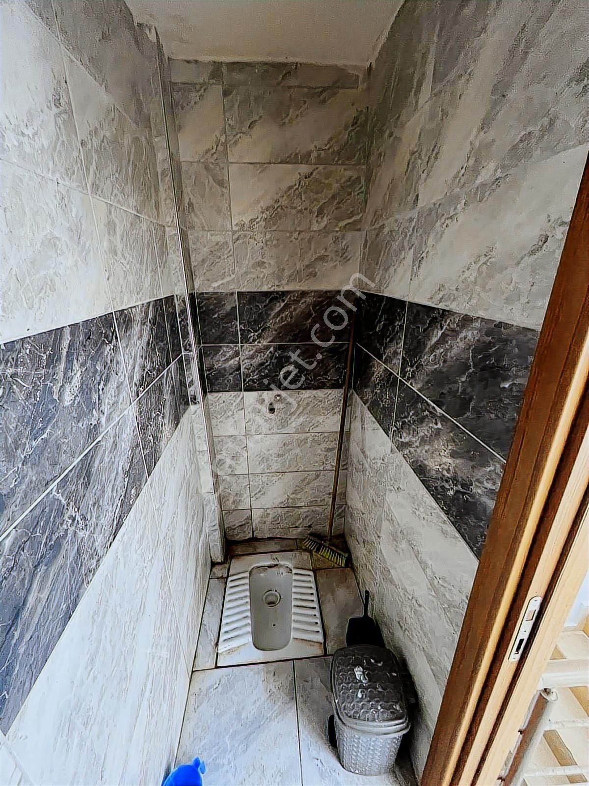 Sultanbeyli De Caddeye Paralel Kat Mülk. 180 M2 Satılık Dükkan - Görsel 9