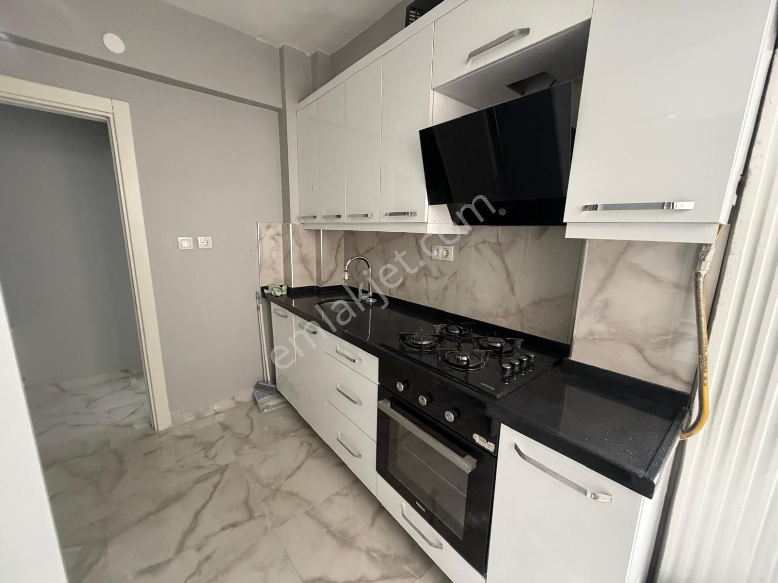 Şeref Emlak Kiralık Daire 30,000 Tl - Görsel 9