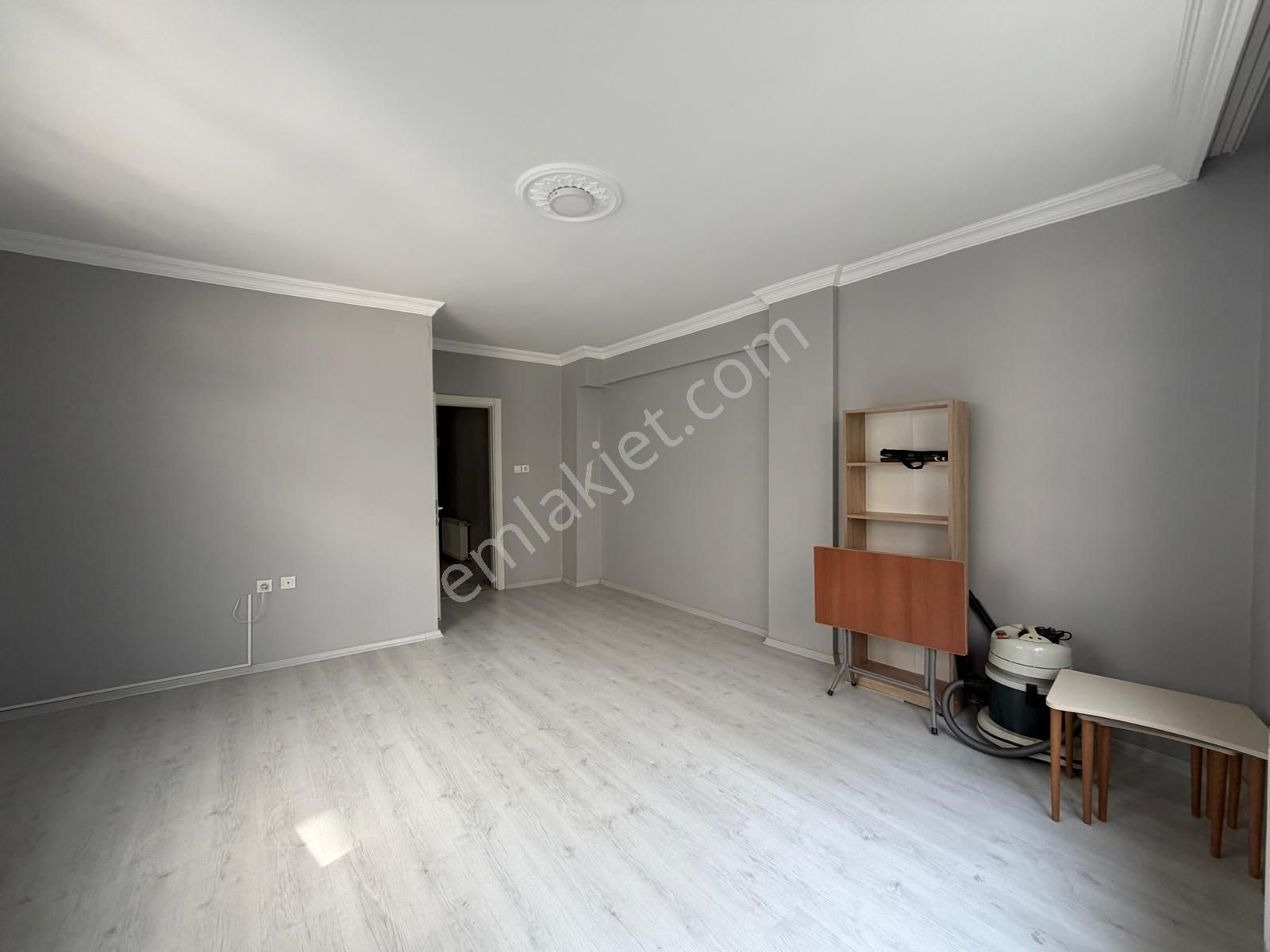 Şeref Emlak Kiralık Daire 30,000 Tl - Görsel 12