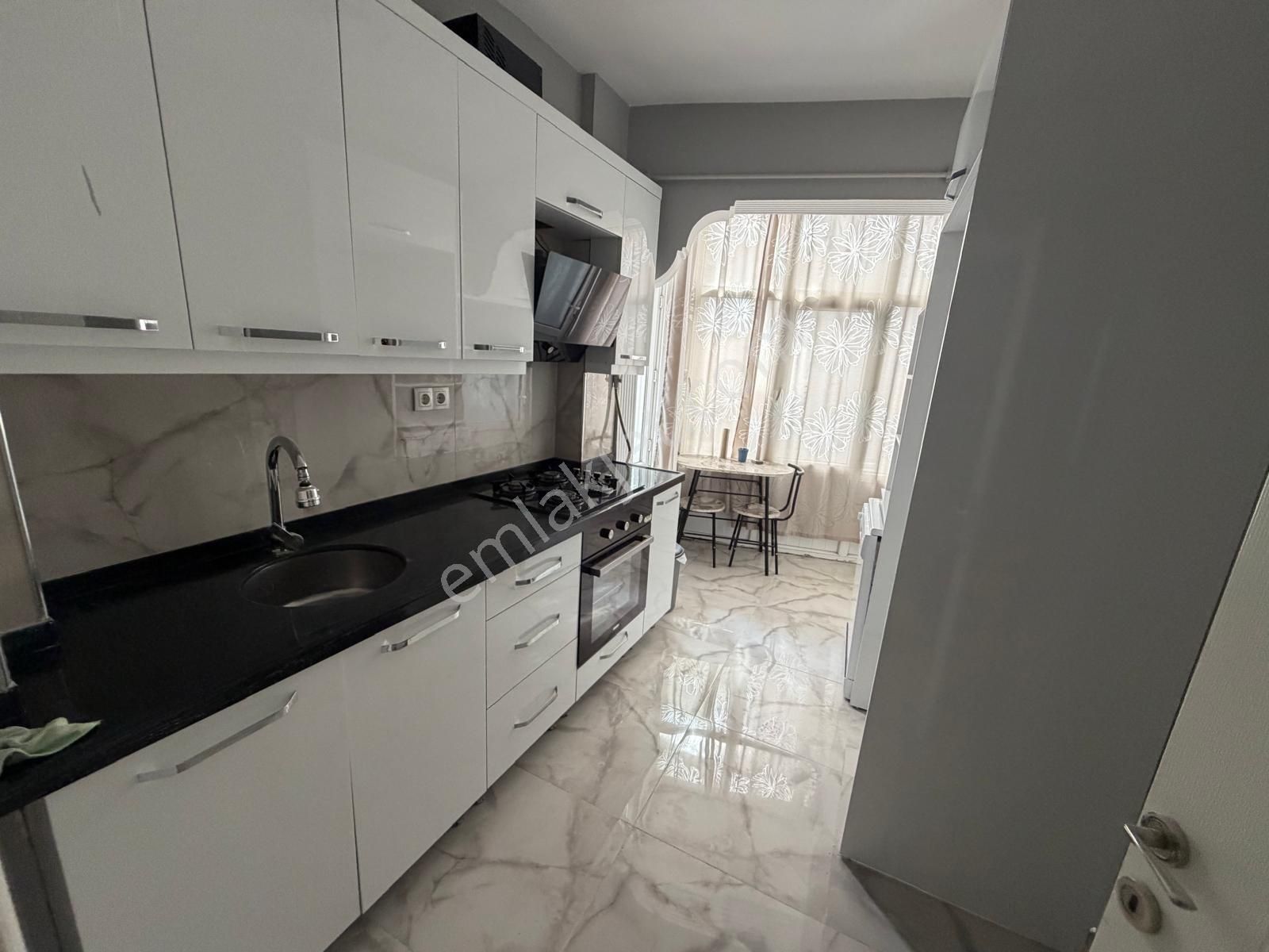 Şeref Emlak Kiralık Daire 30,000 Tl