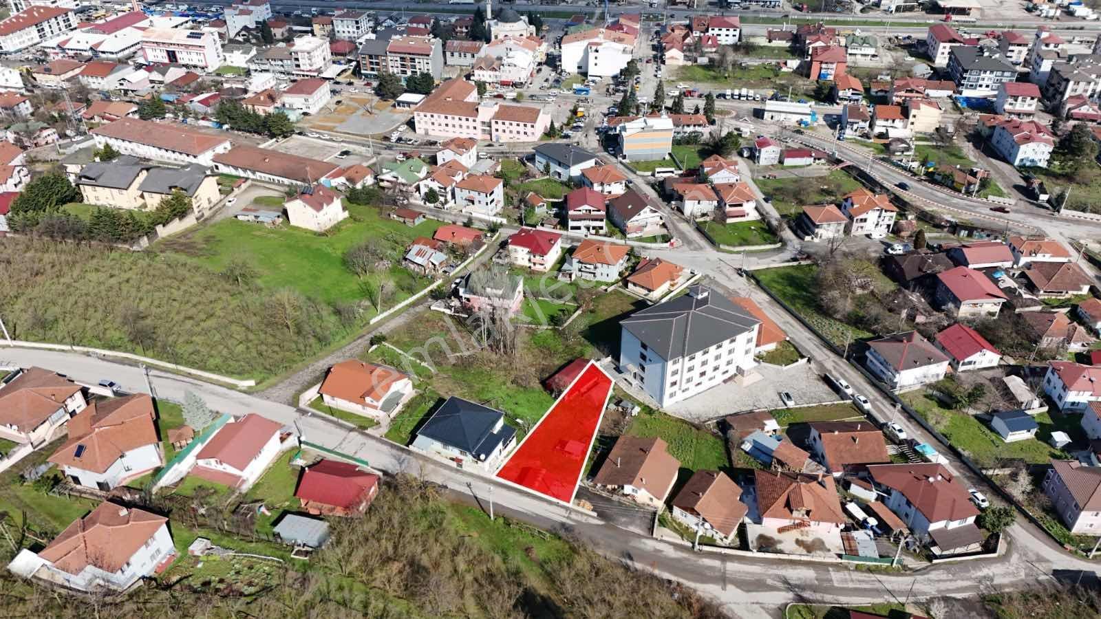 Ruşen Aydın Gayrimenkul'den Kaynaşlı Merkezde Satılık Arsa - Görsel 35