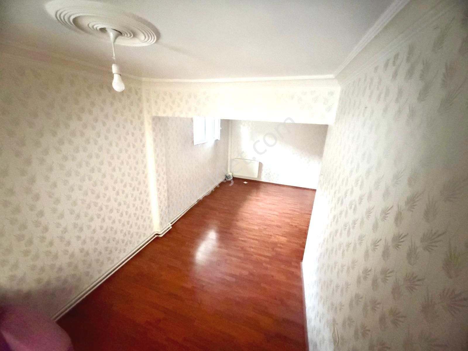 Keçiören İncirli Mh. Merkezi Konumda Kot-1 De 2+1 Daire - Görsel 4